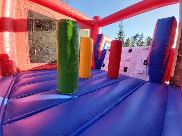 Piepūšamā atrakcija "Spiderman"